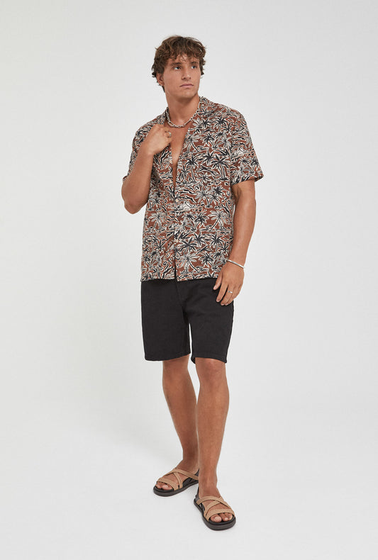 Camisa de algodón hawaiana de black palm